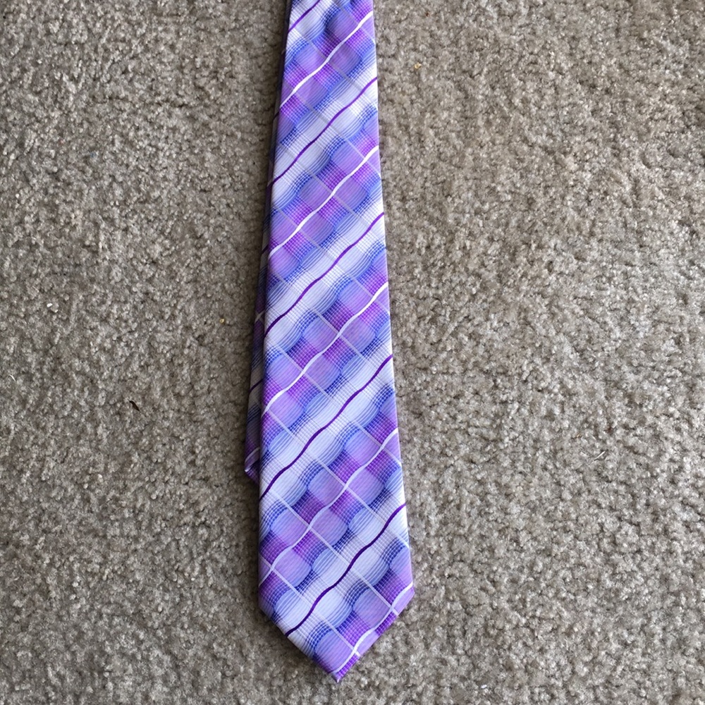 Verse 9 Purple and Blue Tie